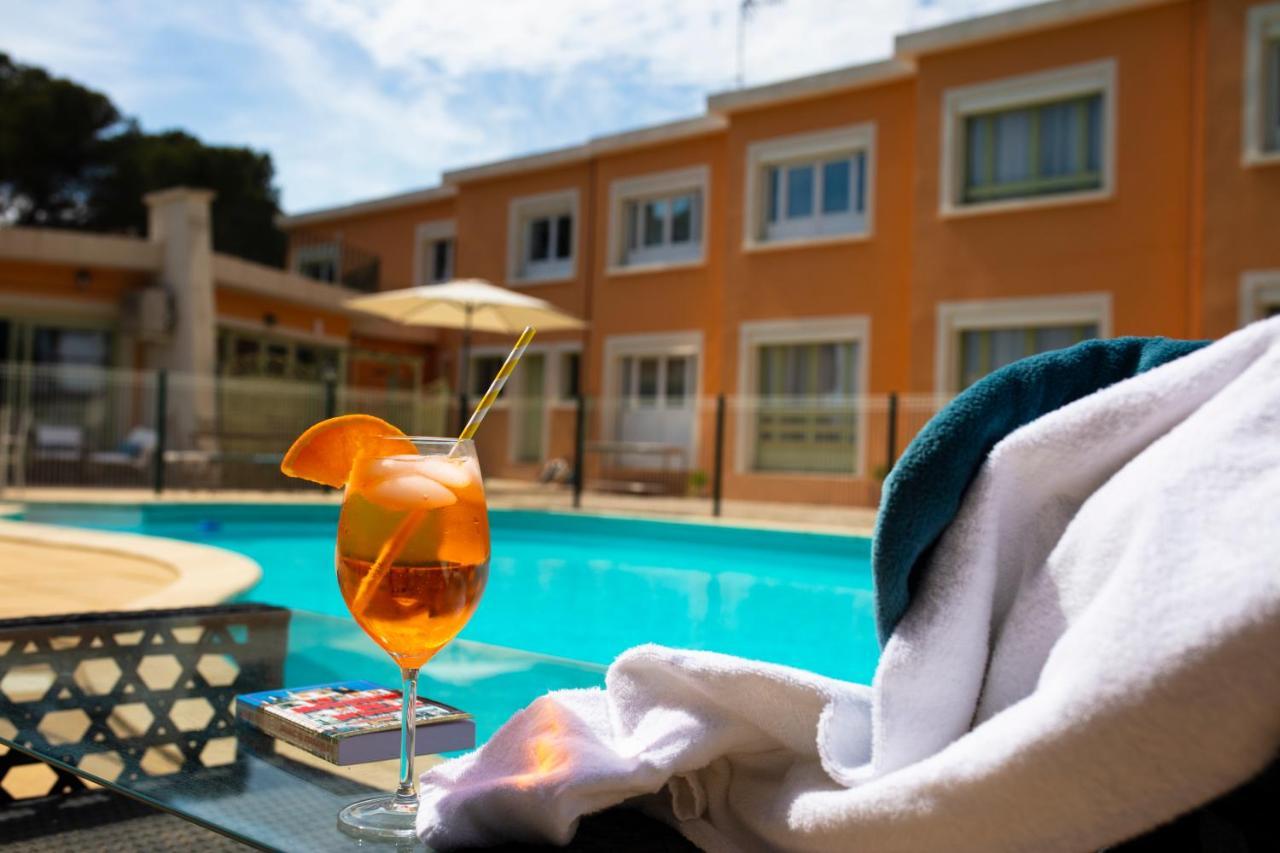 Hotel Les Rocailles Montagnac  Buitenkant foto
