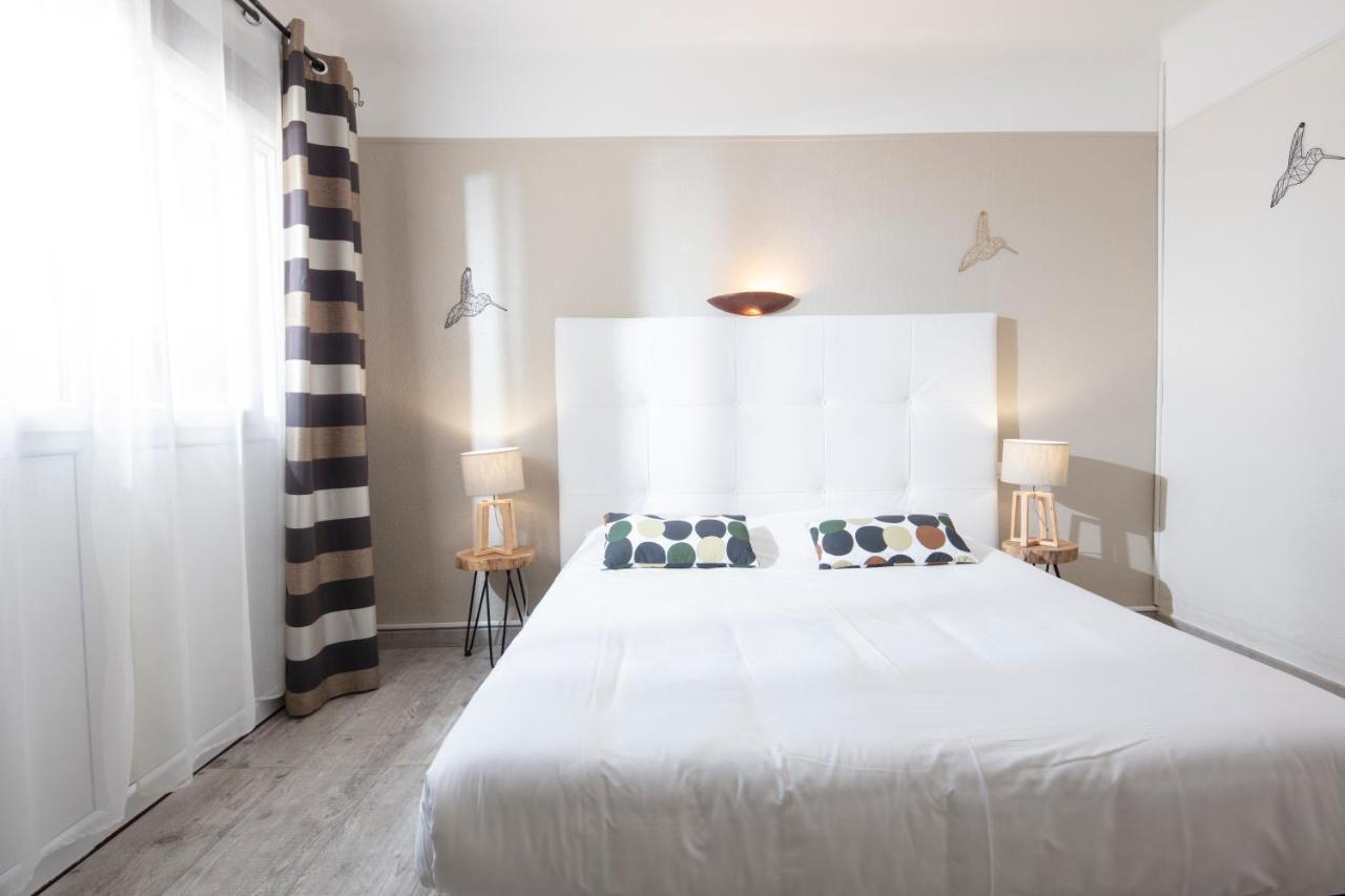 Hotel Les Rocailles Montagnac  Buitenkant foto