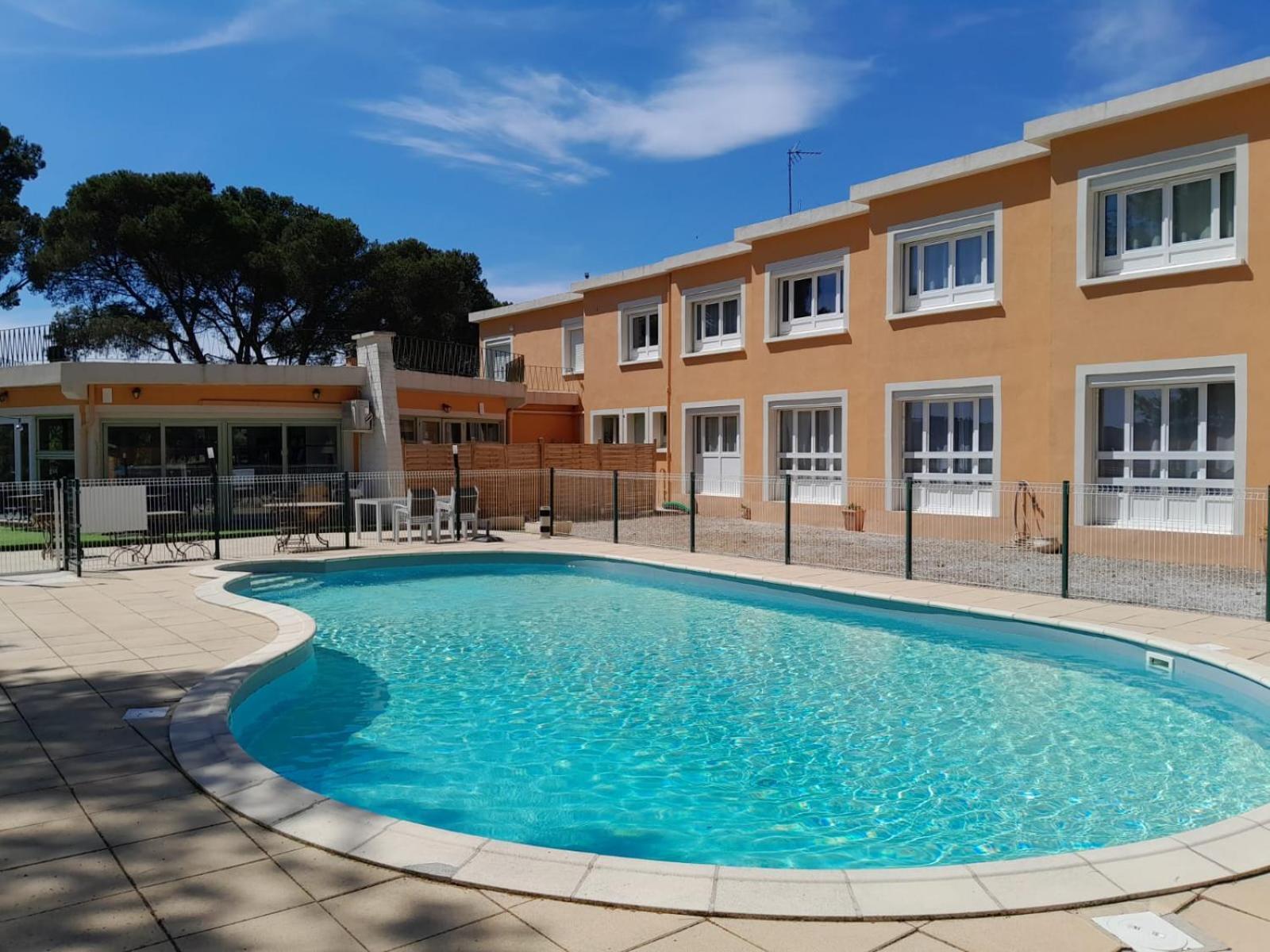 Hotel Les Rocailles Montagnac  Buitenkant foto